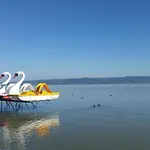 Strandi Apartmanok- Boglarka Apartament Balatonmáriafürdő