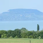 Strandi Apartmanok- Boglarka *