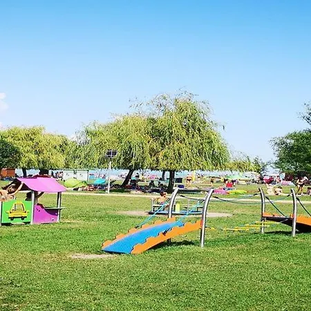 Strandi Apartmanok- Boglarka * Балатонмариафюрдё