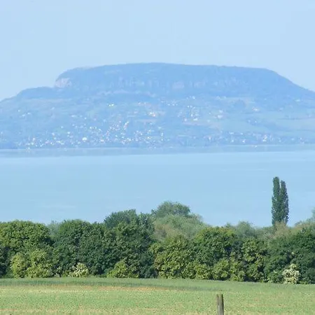 Strandi Apartmanok- Boglarka *