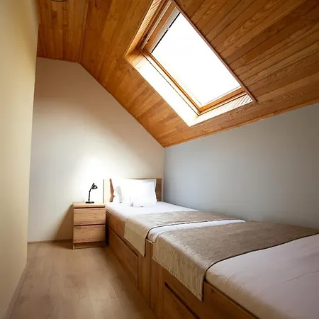 Lägenhet Strandi Apartmanok- Boglarka *