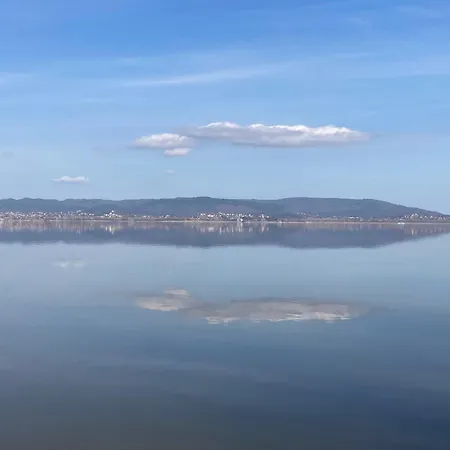 Lägenhet Strandi Apartmanok- Boglarka *