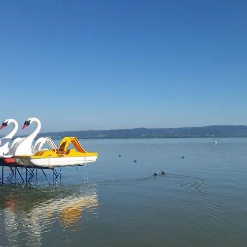 Strandi Apartmanok- Boglarka شقة Balatonmáriafürdő