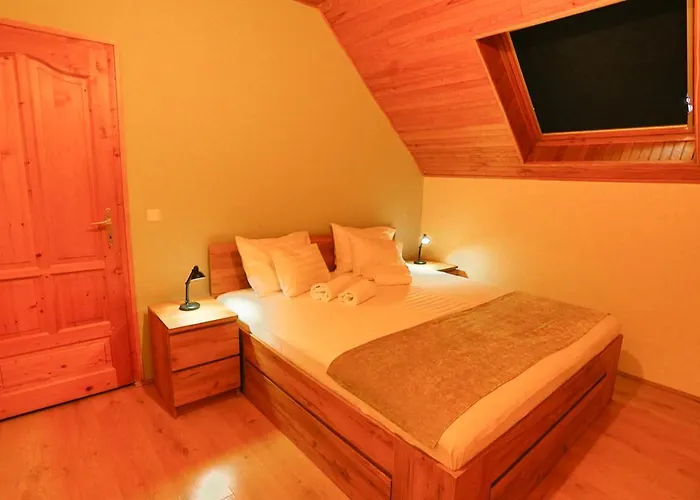 Apartment Strandi Apartmanok- Boglarka Balatonmáriafürdő