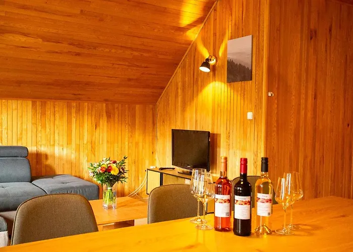 شقة Strandi Apartmanok- Boglarka *